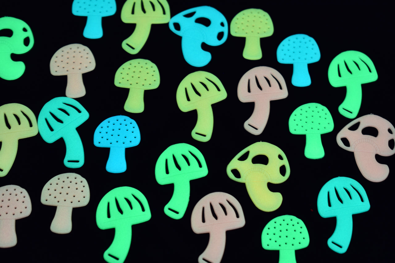 24 Piece Glow in the Dark Multicolor Groovy Mushrooms Wall Ceiling Decor