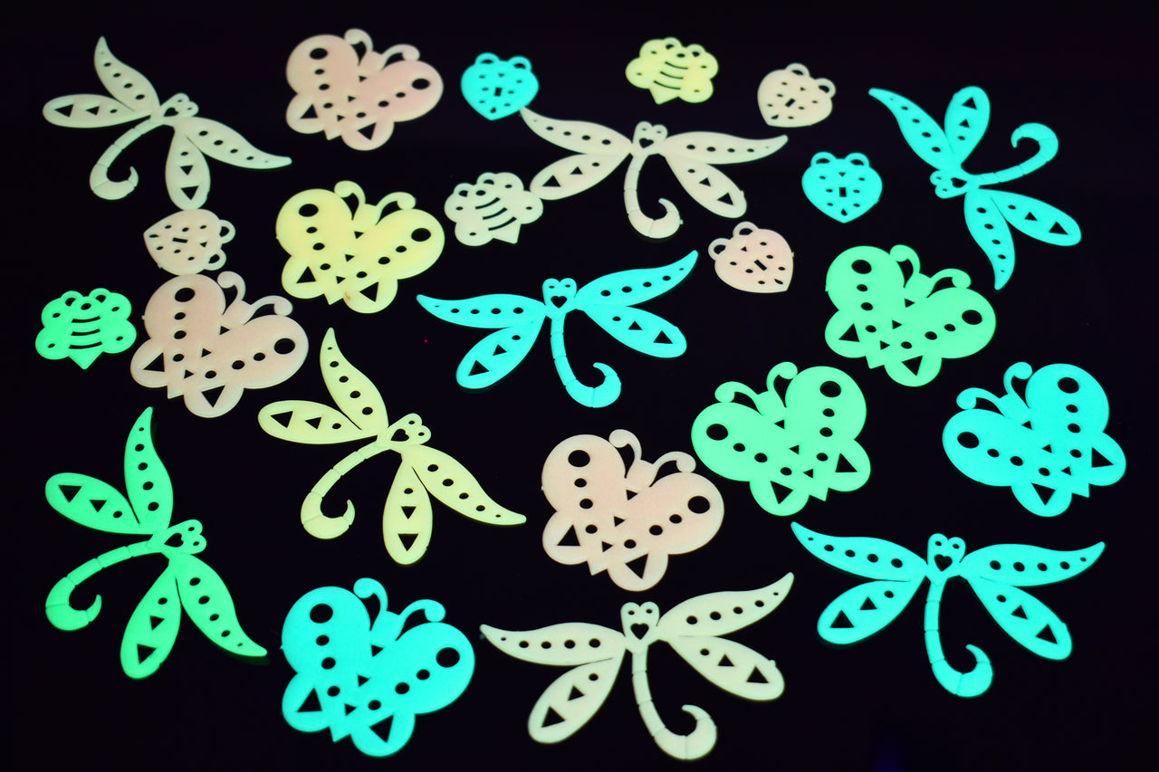 24 Piece Glow in the Dark Multicolor Butterflies Wall Ceiling Decor