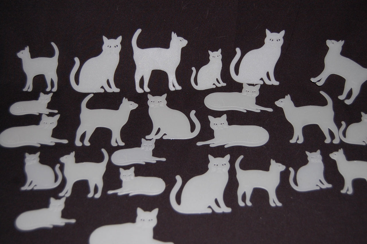 24 Piece Glow in the Dark Cats Wall and Ceiling Decor