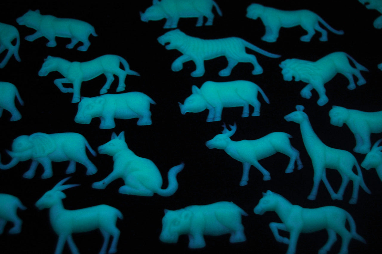 24 Piece Glow in the Dark Safari Animals Wall Ceiling Decor