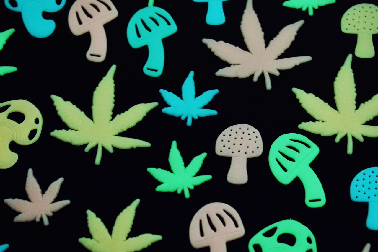 48 Piece Glow in The Dark Marijuana Weed Pot Leafs and Groovy Mushrooms Wall Ceiling Decor