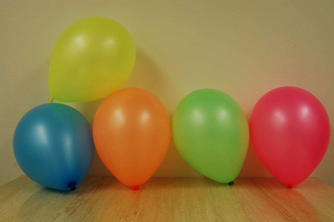 Glow King UV Blacklight Reactive Fluorescent / Neon Glow Party Balloons (50)